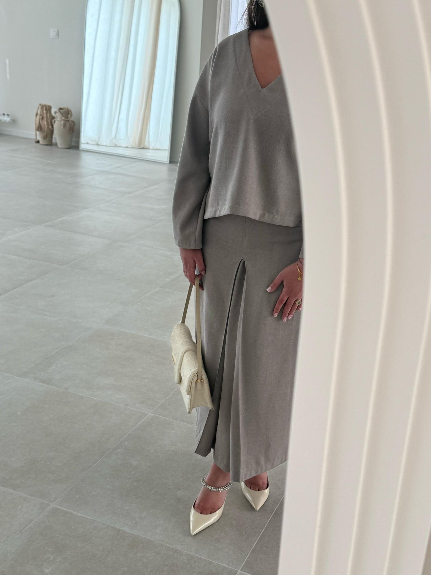 THE SUBTLE TAUPE SET
